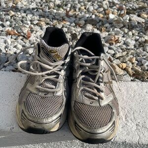 Asics Gray and Black Sneaker MEN'S ASICS GEL-II30 CASUAL SHOES